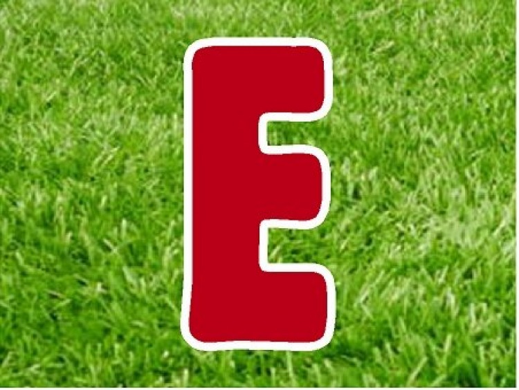 E in red